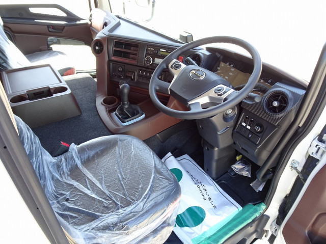 日野 プロフィア 大型 平ボディ（クレーン付） 2DG-FW1AHC(102593) 4枚目