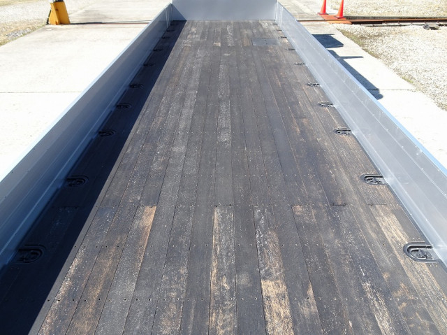 日野 プロフィア 大型 平ボディ（クレーン付） 2DG-FW1AHC(102593) 8枚目