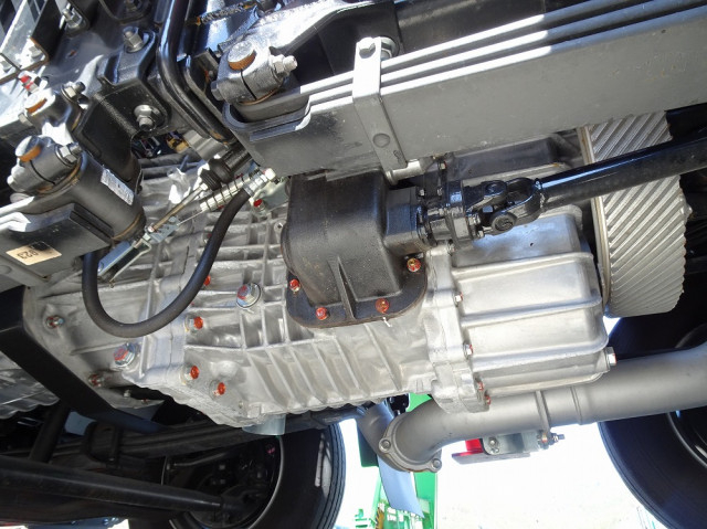 日野 プロフィア 大型 平ボディ（クレーン付） 2DG-FW1AHC(102593) 27枚目