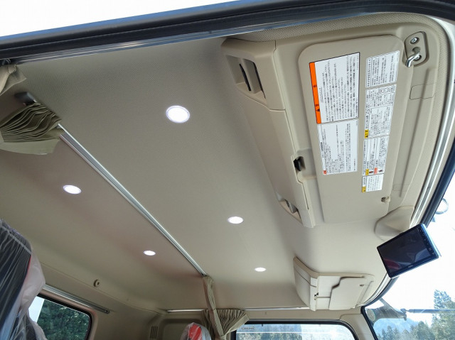 日野 プロフィア 大型 平ボディ（クレーン付） 2DG-FW1AHC(102593) 40枚目