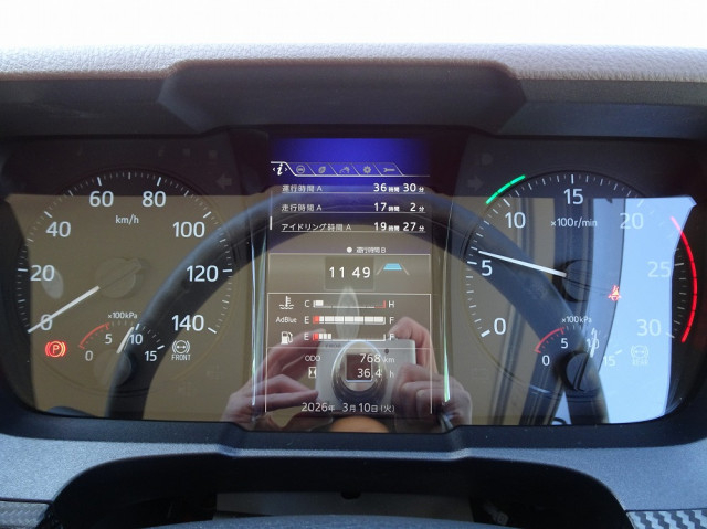 日野 プロフィア 大型 平ボディ（クレーン付） 2DG-FW1AHC(102593) 46枚目