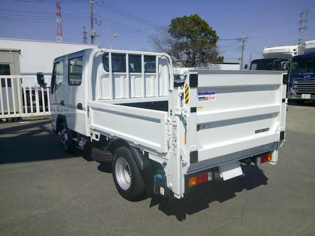 三菱ふそう キャンター 小型 Wキャブ 2RG-FBA20(102595) 7枚目