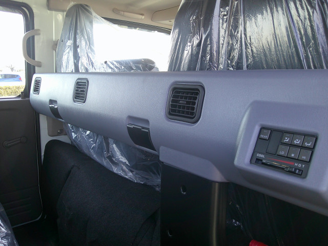 三菱ふそう キャンター 小型 Wキャブ 2RG-FBA20(102595) 23枚目