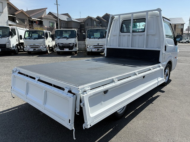 マツダ ボンゴ 小型 平ボディ TC-SK82T(102602) 15枚目