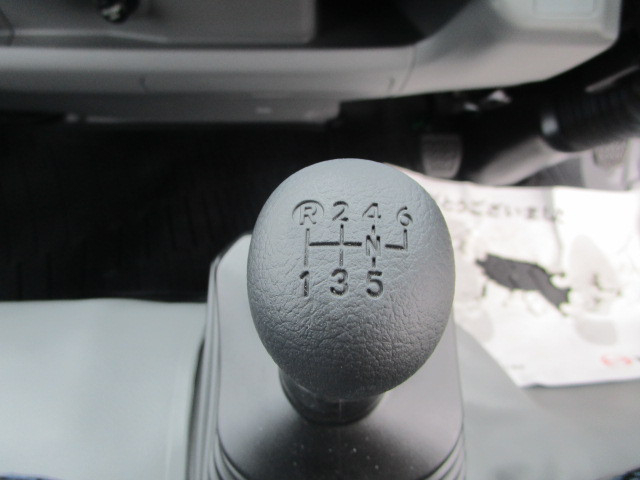 日野 デュトロ 小型 平ボディ 2KG-XZU605M(102603) 17枚目