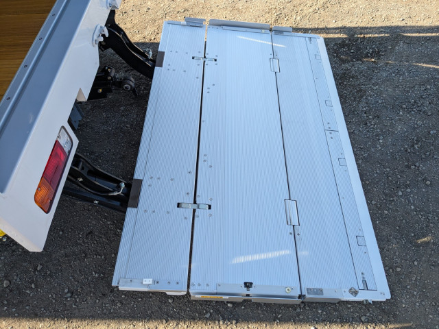 日野 デュトロ 小型 ウィング 2KG-XZU720M(102605) 9枚目