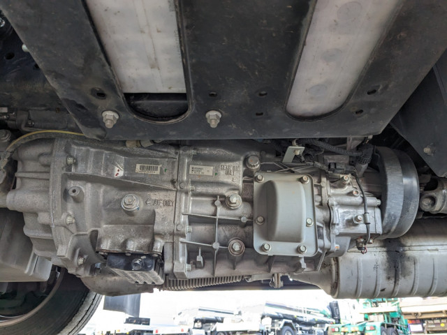 三菱ふそう キャンター 小型 平ボディ 2RG-FEAV0(102606) 14枚目