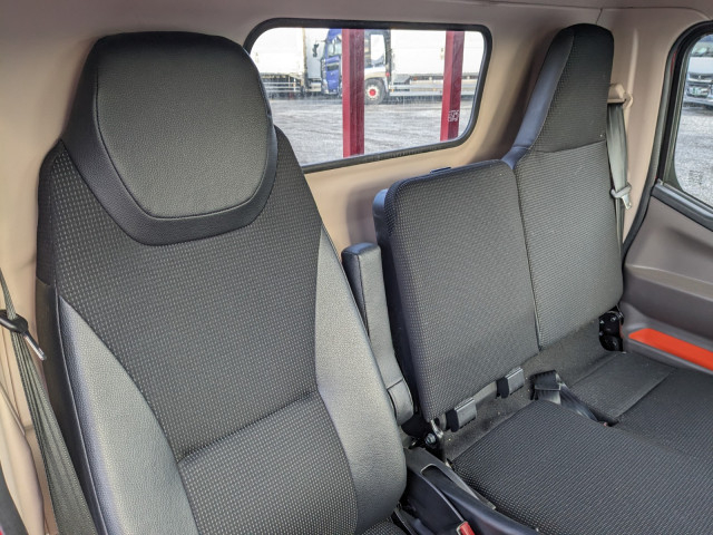 三菱ふそう キャンター 小型 平ボディ 2RG-FEAV0(102606) 20枚目