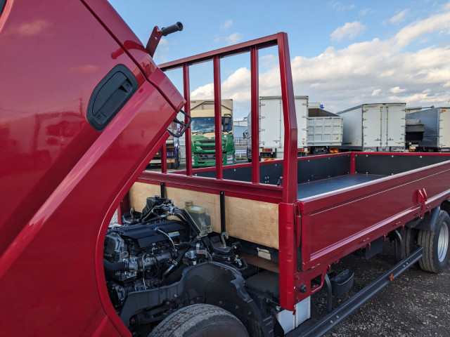 三菱ふそう キャンター 小型 平ボディ 2RG-FEAV0(102606) 34枚目