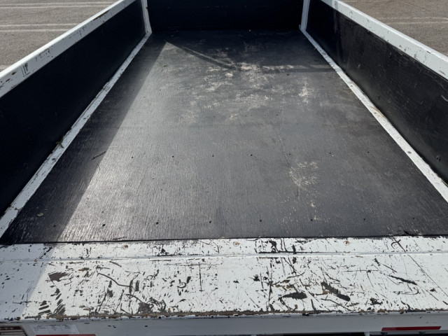 いすゞ エルフ 小型 平ボディ 2RG-NJR88A(102607) 12枚目