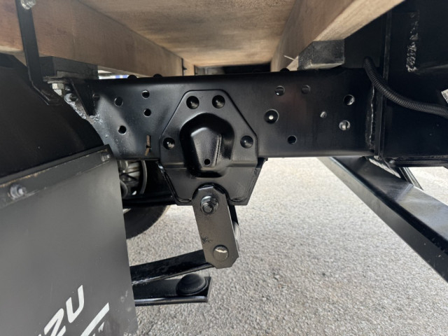 いすゞ エルフ 小型 平ボディ 2RG-NJR88A(102607) 15枚目