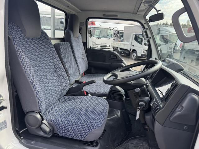 いすゞ エルフ 小型 平ボディ 2RG-NJR88A(102607) 22枚目