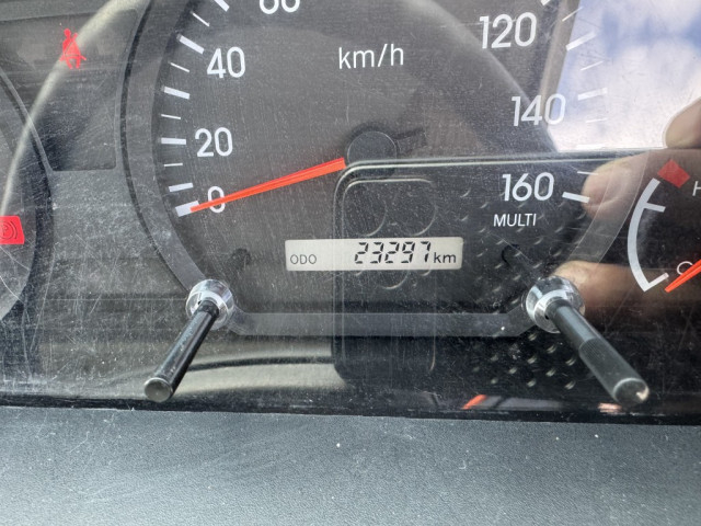 いすゞ エルフ 小型 平ボディ 2RG-NJR88A(102607) 23枚目