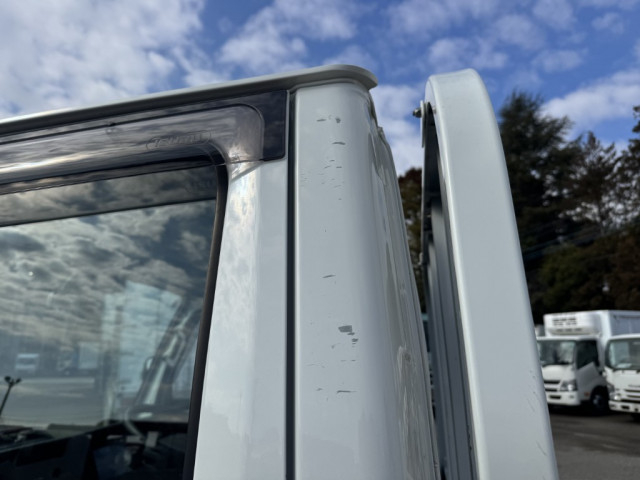 いすゞ エルフ 小型 平ボディ 2RG-NJR88A(102607) 38枚目