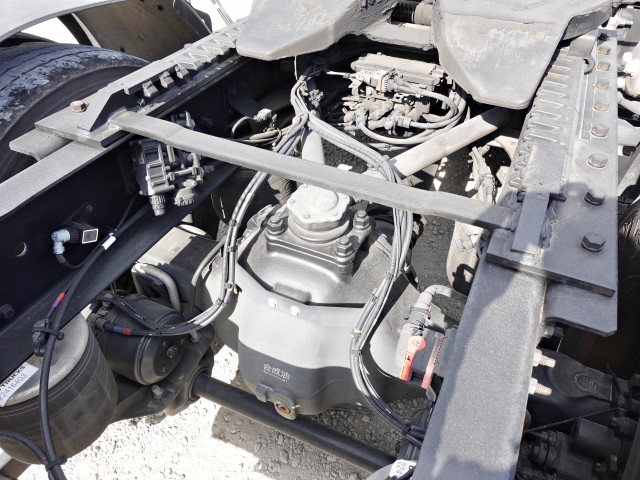 UDトラックス（日産） クオン 大型 トラクタ 2PG-GK5AAD(102610) 22枚目