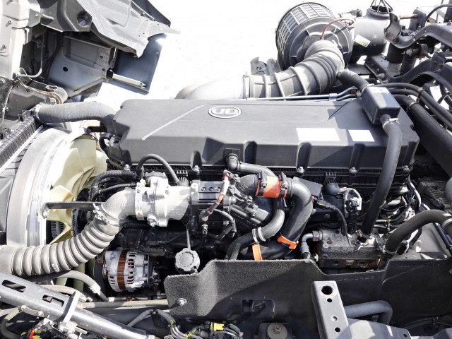 UDトラックス（日産） クオン 大型 トラクタ 2PG-GK5AAD(102610) 26枚目