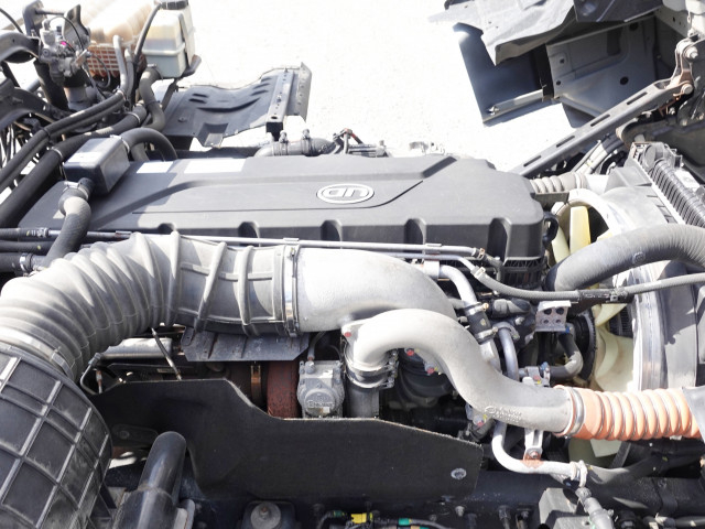 UDトラックス（日産） クオン 大型 トラクタ 2PG-GK5AAD(102610) 27枚目