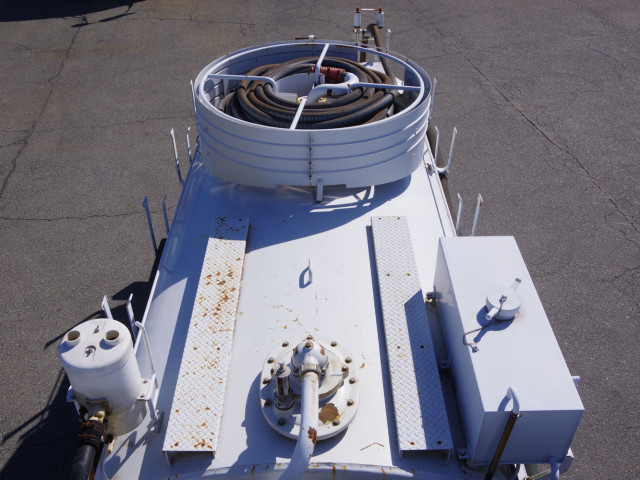 UDトラックス（日産） コンドル 増トン バキュームカー/糞尿車 KL-PK262FZ(102612) 11枚目