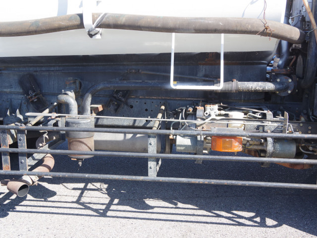 UDトラックス（日産） コンドル 増トン バキュームカー/糞尿車 KL-PK262FZ(102612) 15枚目