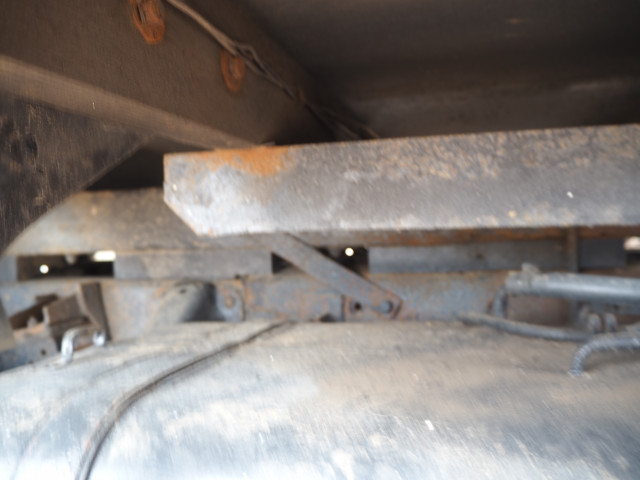 三菱ふそう キャンター 小型 平ボディ（クレーン付） KK-FE63EC(102613) 23枚目