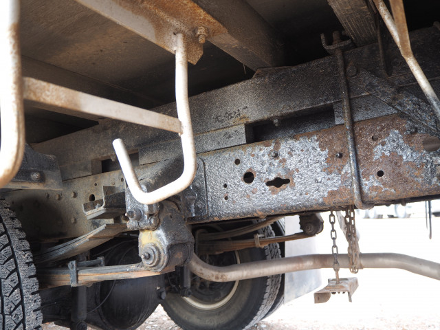 三菱ふそう キャンター 小型 平ボディ（クレーン付） KK-FE63EC(102613) 29枚目