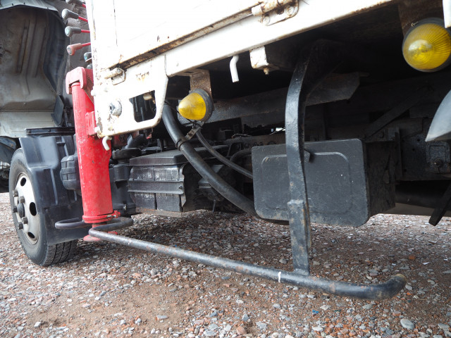 三菱ふそう キャンター 小型 平ボディ（クレーン付） KK-FE63EC(102613) 32枚目