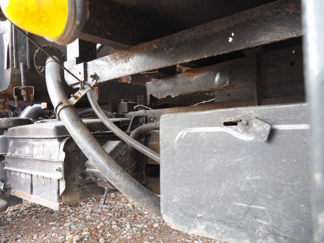 三菱ふそう キャンター 小型 平ボディ（クレーン付） KK-FE63EC(102613) 34枚目