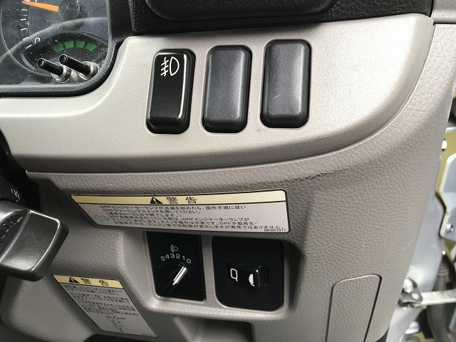 三菱ふそう キャンター 小型 Wキャブ 2RG-FBA20(102614) 30枚目