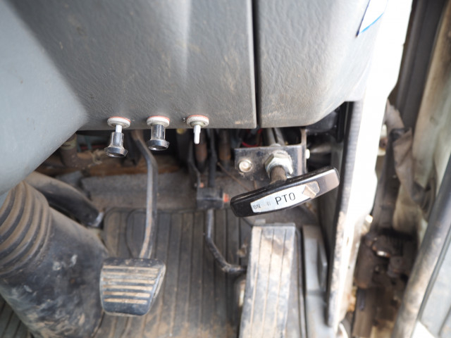 三菱ふそう キャンター 小型 平ボディ（クレーン付） KK-FE63EC(102613) 49枚目