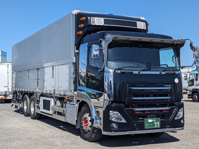 UDトラックス（日産） クオン 大型 ウィング 2PG-CW5CA(102616) 2枚目