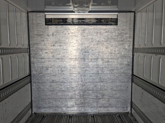 UDトラックス（日産） クオン 大型 ウィング 2PG-CW5CA(102616) 12枚目