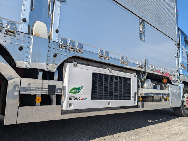 UDトラックス（日産） クオン 大型 ウィング 2PG-CW5CA(102616) 23枚目