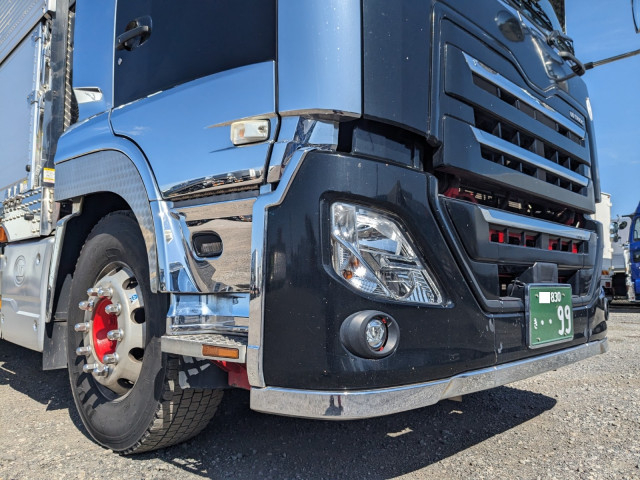 UDトラックス（日産） クオン 大型 ウィング 2PG-CW5CA(102616) 28枚目