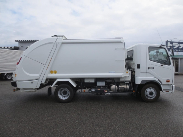 三菱ふそう ファイター 中型 塵芥車（プレス式） 2PG-FK72N(102617) 8枚目
