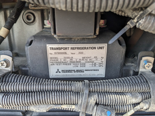 UDトラックス（日産） クオン 大型 ウィング 2PG-CW5CA(102616) 50枚目