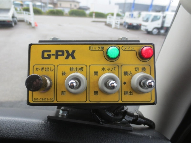 三菱ふそう ファイター 中型 塵芥車（プレス式） 2PG-FK72N(102617) 17枚目