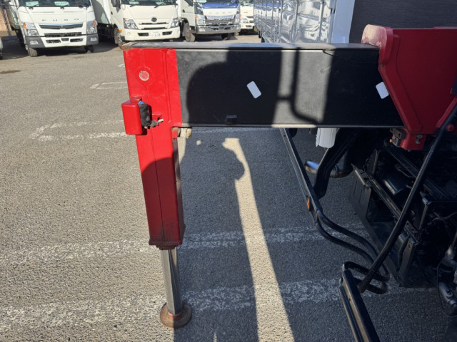 いすゞ フォワード 中型 平ボディ（クレーン付） 2RG-FRR90S2(102619) 16枚目