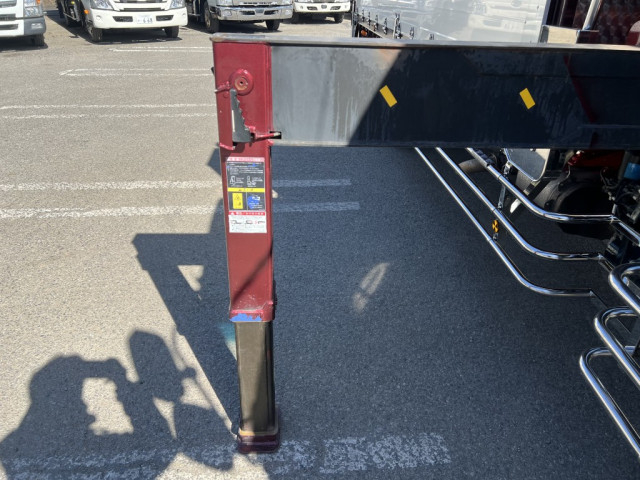 日野 レンジャー 小型 平ボディ（クレーン付） 2KG-FD2ABA(102621) 18枚目