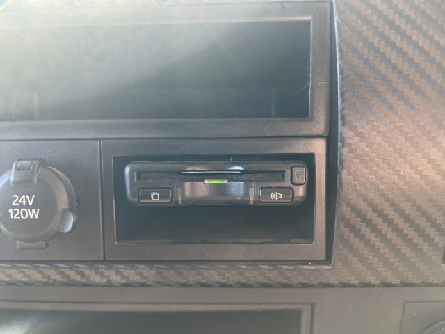 日野 レンジャー 小型 平ボディ（クレーン付） 2KG-FD2ABA(102621) 35枚目