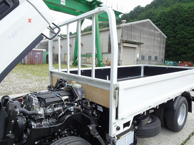 三菱ふそう キャンター 小型 平ボディ 2RG-FBAV0(111703) 20枚目