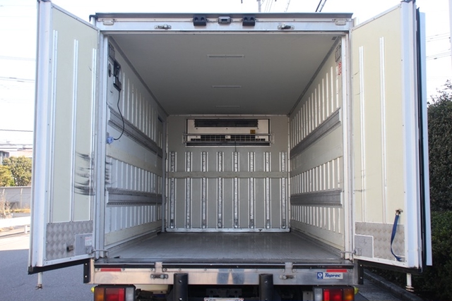 いすゞ エルフ 小型 冷蔵冷凍バン TPG-NPR85AN(102624) 13枚目