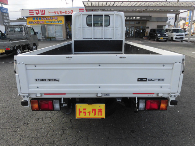 いすゞ エルフ 小型 平ボディ 3DF-NHR87AF(102627) 11枚目