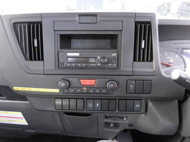 いすゞ エルフ 小型 平ボディ 3DF-NHR87AF(102627) 27枚目