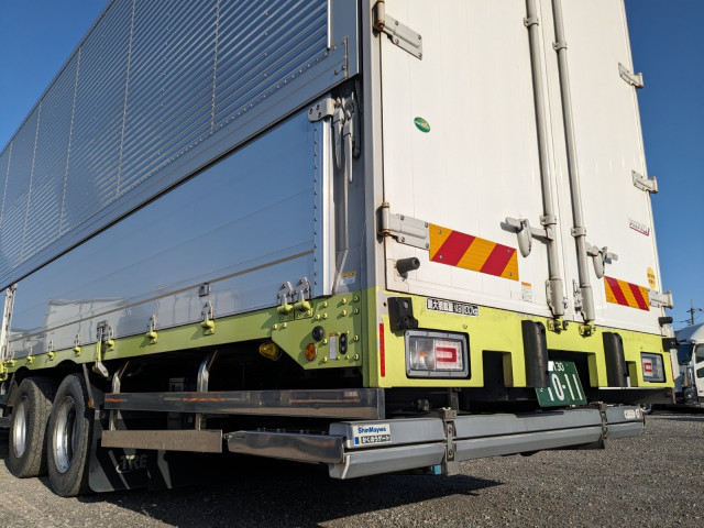 日野 プロフィア 大型 ウィング 2DG-FW1AHG(102648) 8枚目