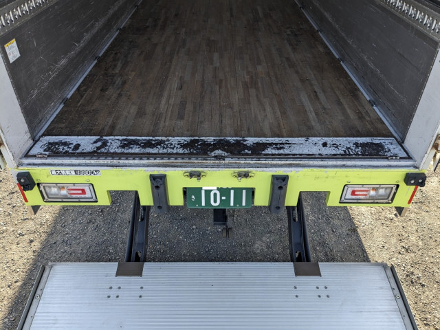 日野 プロフィア 大型 ウィング 2DG-FW1AHG(102648) 14枚目