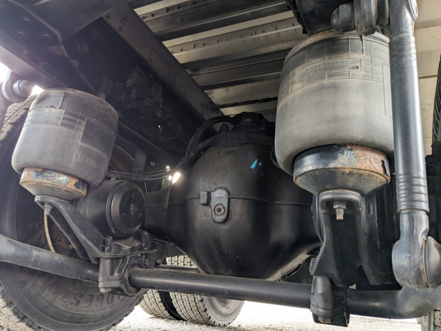 UDトラックス（日産） クオン 大型 冷蔵冷凍バン 2PG-CW5CA(102647) 29枚目