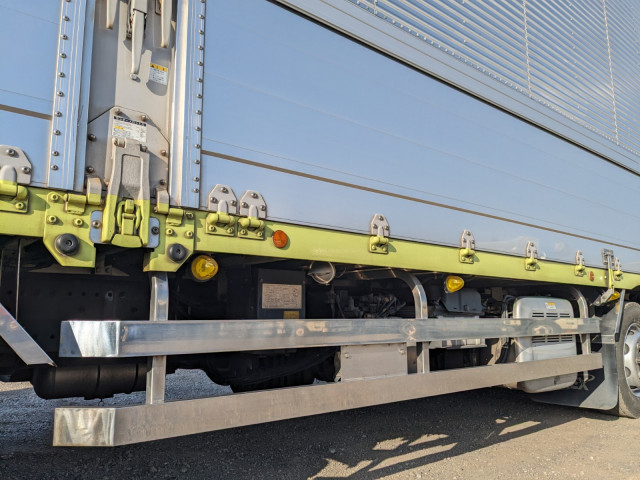 日野 プロフィア 大型 ウィング 2DG-FW1AHG(102648) 29枚目