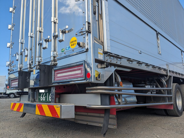 いすゞ ギガ 大型 冷蔵冷凍バン 2PG-CYJ77C(102650) 6枚目