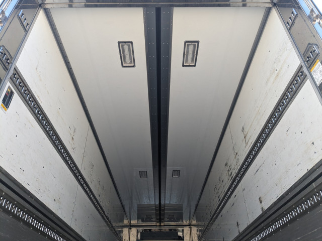 いすゞ ギガ 大型 冷蔵冷凍バン 2PG-CYJ77C(102650) 13枚目