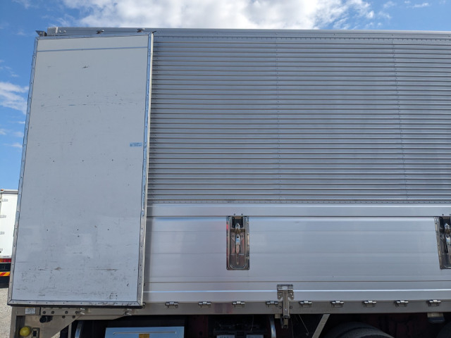 いすゞ ギガ 大型 冷蔵冷凍バン 2PG-CYJ77C(102650) 33枚目
